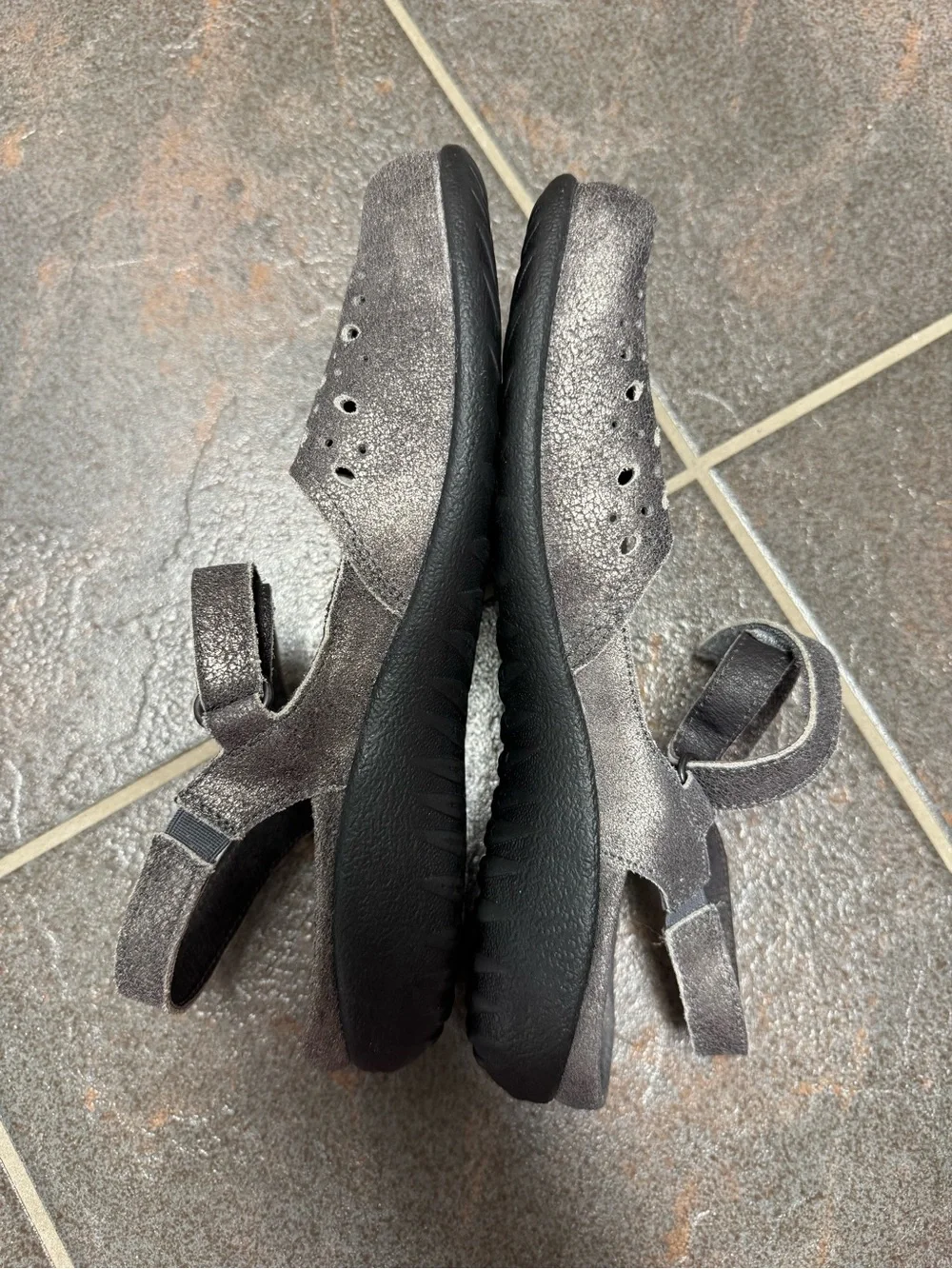Naot Arataki Perforated Leather Slingback Mary Jane Flats Shoes Metallic Gray 7